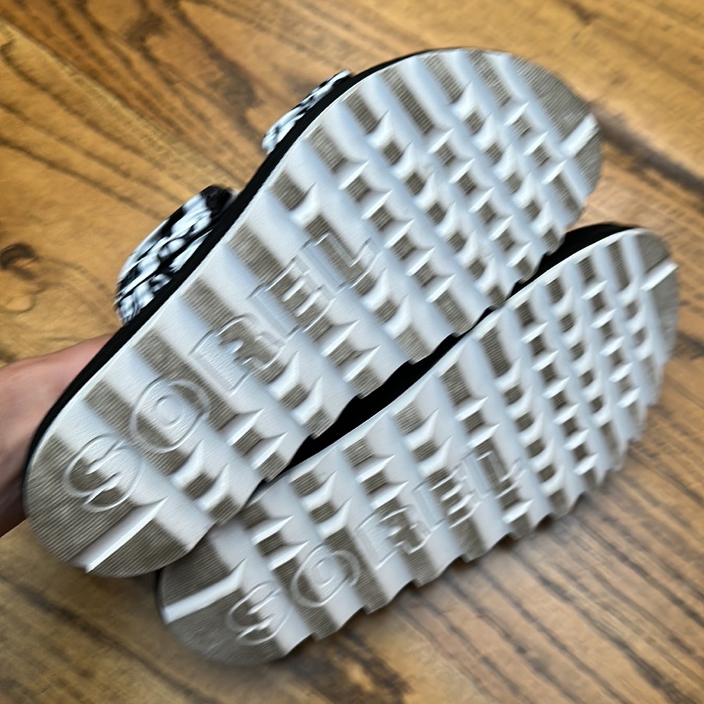 Sorel Roaming Two Strap Slide Sandals Size 7.5 - image 4